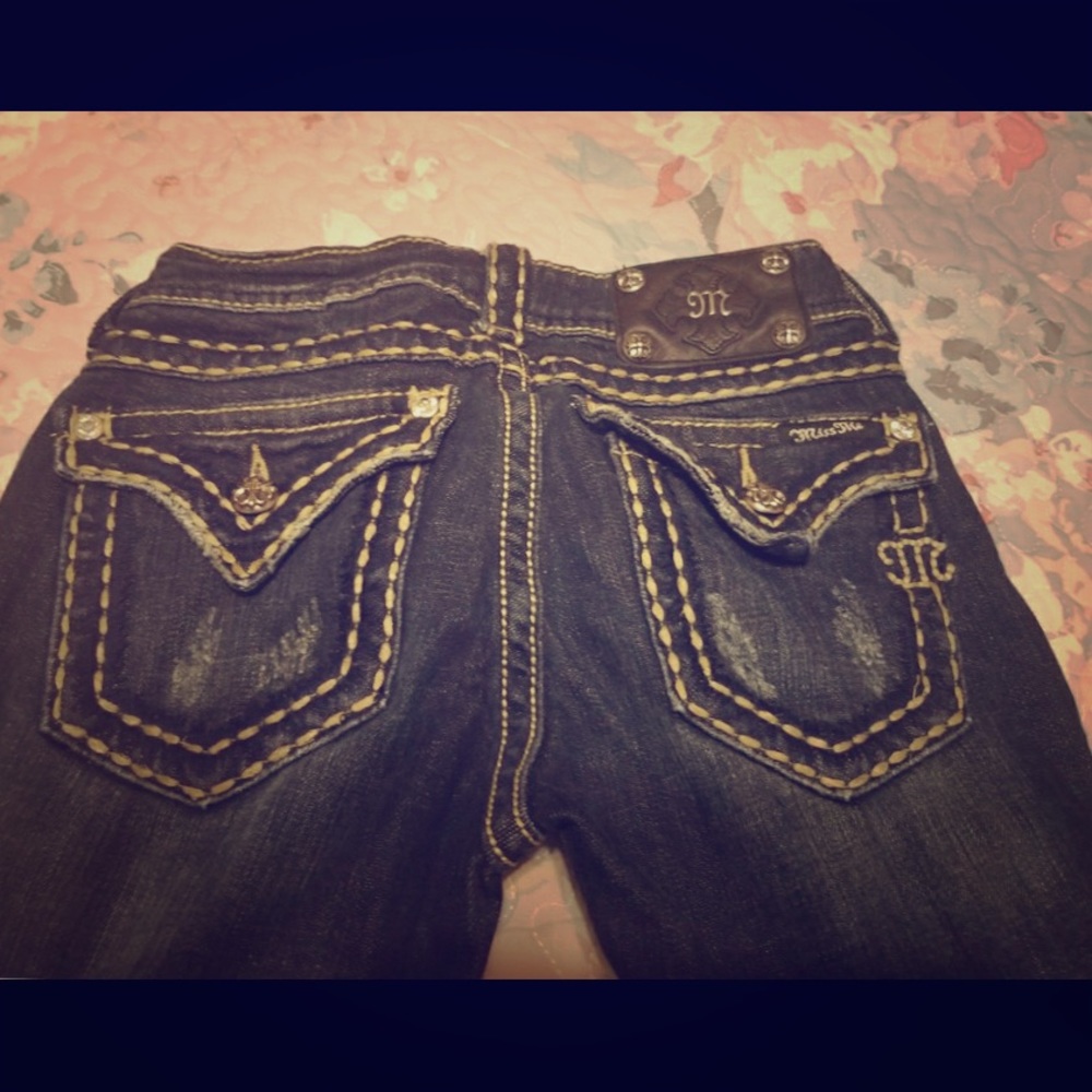 🌟🔥SALE $25🌟🔥Miss Me Bootcut Size 26x34